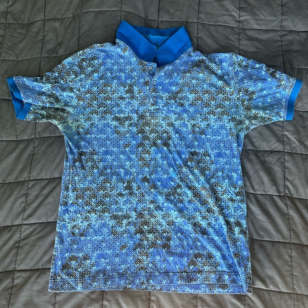 Blue collar shirt